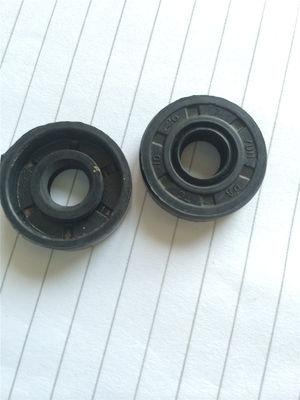 Industry Bearing Accessory , Nitrile Butadiene Rubber NBR Oil Seal 10*26*5mm